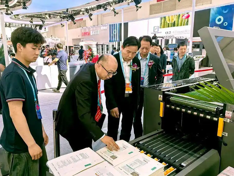 楊民強(qiáng)：中國正成為世界印刷裝備制造業(yè)的重要力量